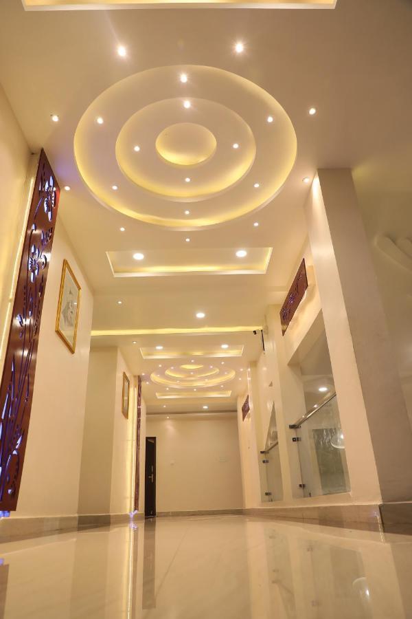 Hotel Shri Siddhivinayak Bina-Etawa Zewnętrze zdjęcie