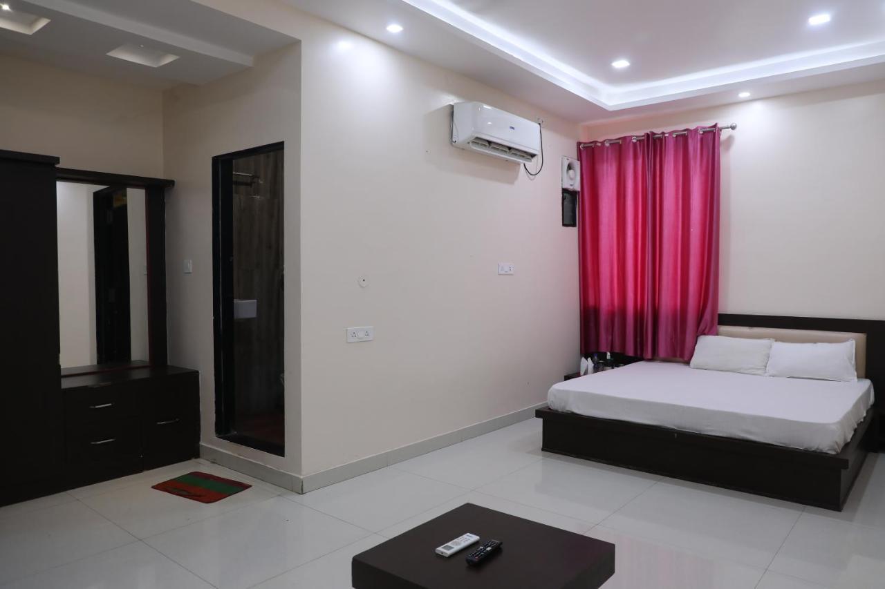 Hotel Shri Siddhivinayak Bina-Etawa Zewnętrze zdjęcie