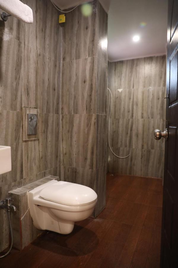 Hotel Shri Siddhivinayak Bina-Etawa Zewnętrze zdjęcie